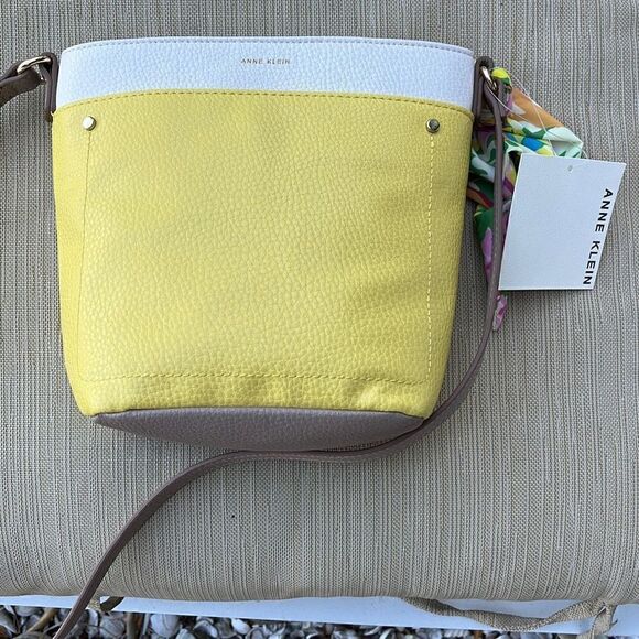 Anne Klein yellow bag.  - Picture 1 of 6